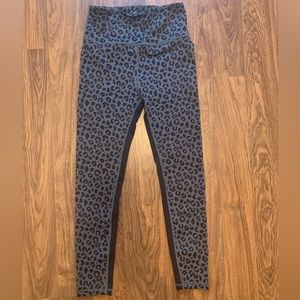 Black/grey leggings, size XS or S, no tag. Allfenix band